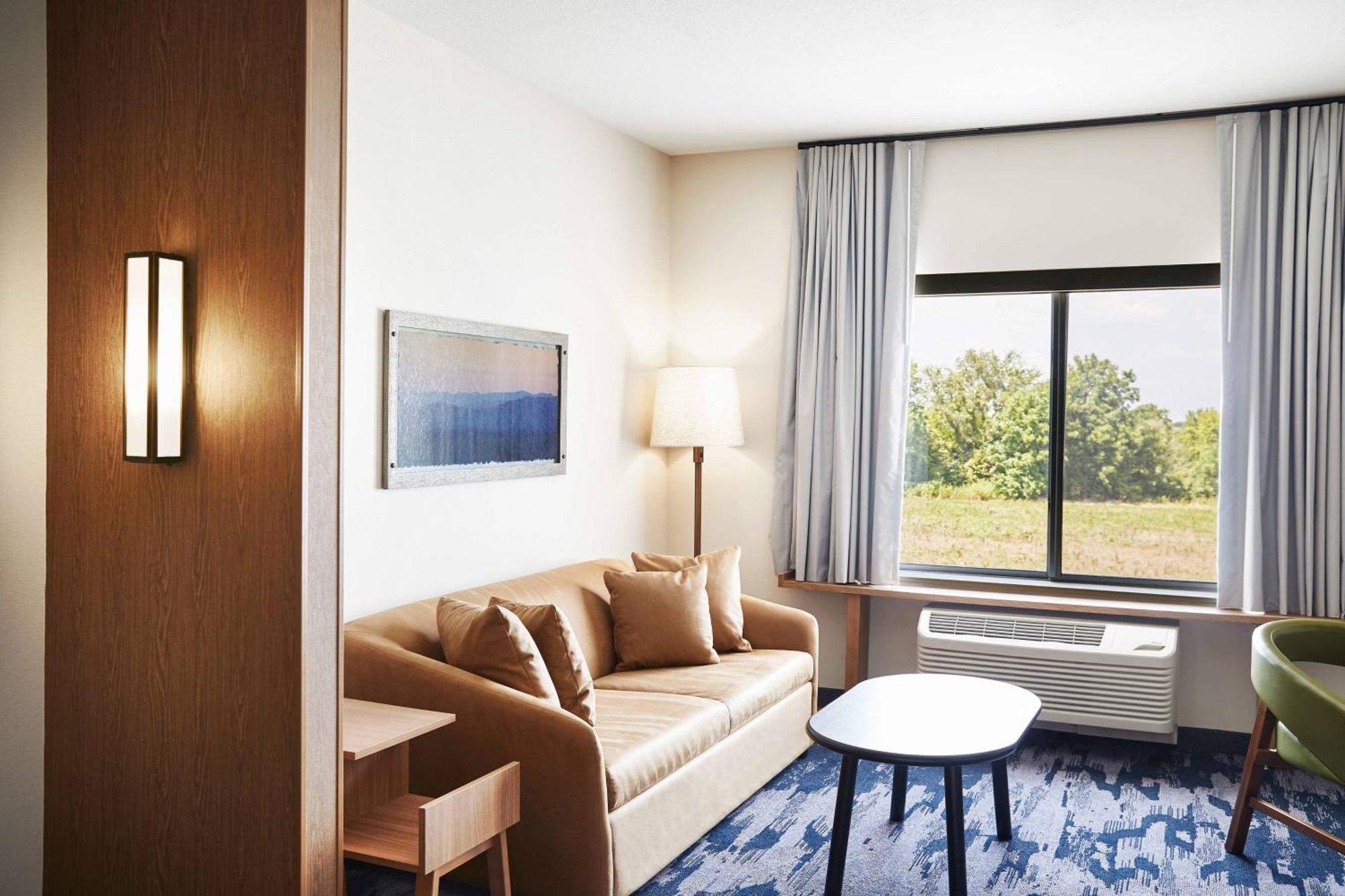 Fairfield Inn & Suites By Marriott Kansas City Belton Exterior photo